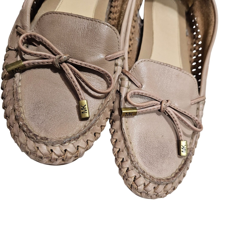 Michael Kors Womens Leather Moccasins Size 6M Tan With Bow Gold Accents Slip On - Picture 6 of 11